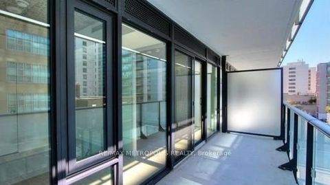 Photo 2 at 301 - 185 Roehampton Avenue, Mount Pleasant West, Toronto