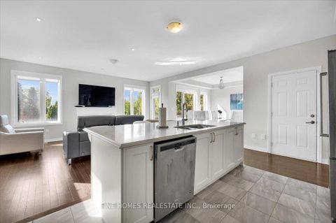 Photo 11 at 18 STANLEY GREENE Boulevard, CFB, Toronto