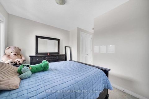 Photo 34 at 18 STANLEY GREENE Boulevard, CFB, Toronto
