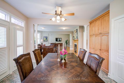 Photo 14 at 19 Aspen Leaf Court, Hills of St Andrew, Aurora