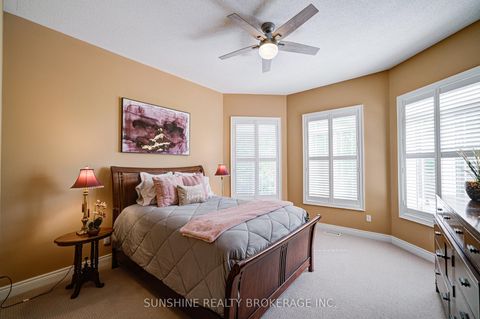 Photo 26 at 19 Aspen Leaf Court, Hills of St Andrew, Aurora
