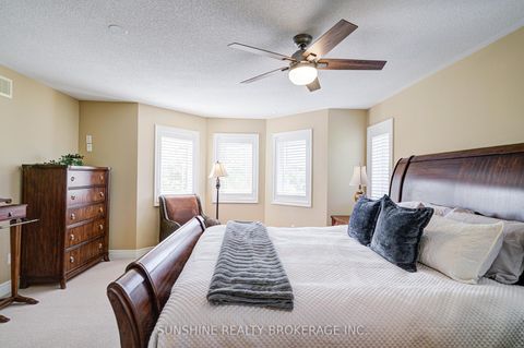 Photo 36 at 19 Aspen Leaf Court, Hills of St Andrew, Aurora