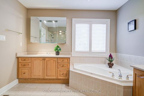 Photo 38 at 19 Aspen Leaf Court, Hills of St Andrew, Aurora