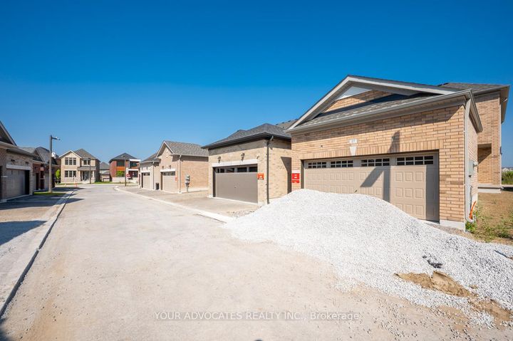 Photo 3 at 17 Albert Newell Drive, Cornell, Markham