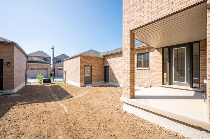 Photo 5 at 17 Albert Newell Drive, Cornell, Markham