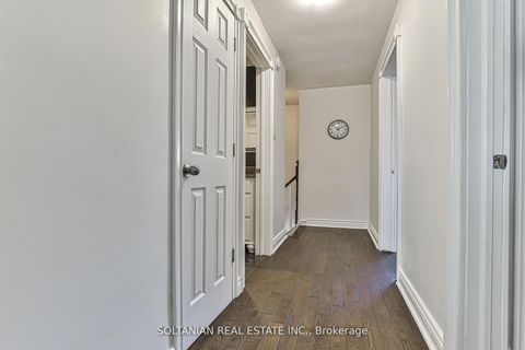 Photo 18 at 21 Pretoria Avenue, Danforth, Toronto