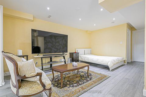 Photo 34 at 21 Pretoria Avenue, Danforth, Toronto