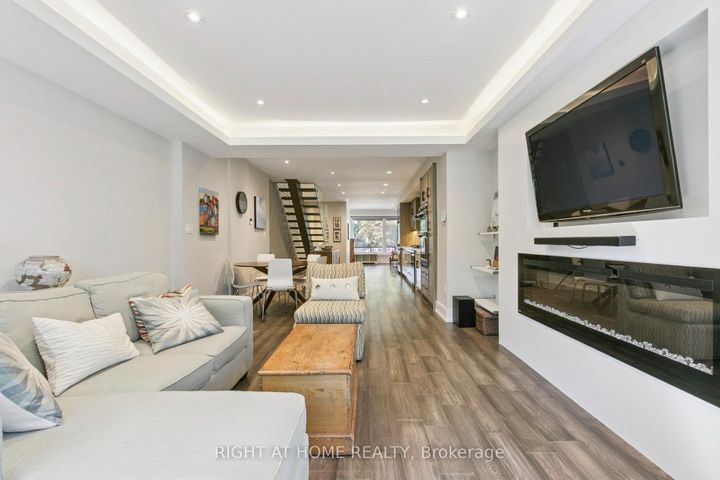 Photo 6 at 341 Balliol Street E, Mount Pleasant East, Toronto