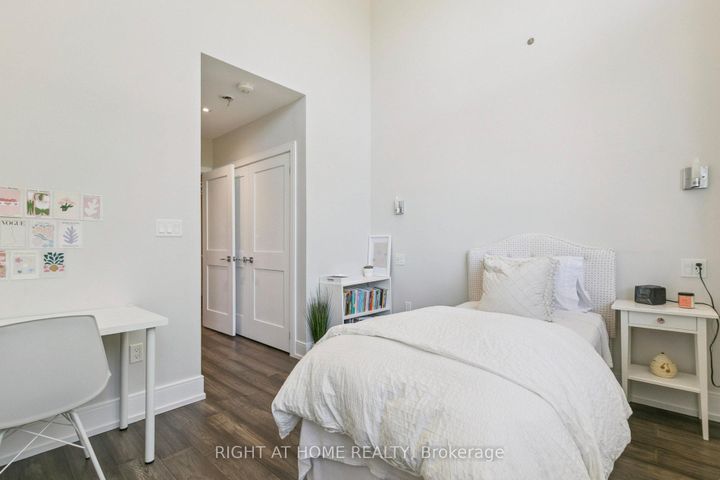 Photo 16 at 341 Balliol Street E, Mount Pleasant East, Toronto