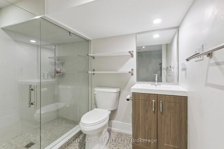 Photo 21 at 341 Balliol Street E, Mount Pleasant East, Toronto