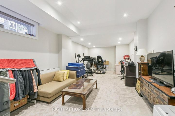 Photo 23 at 341 Balliol Street E, Mount Pleasant East, Toronto