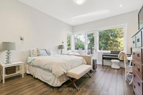 Photo 13 at 341 Balliol Street E, Mount Pleasant East, Toronto