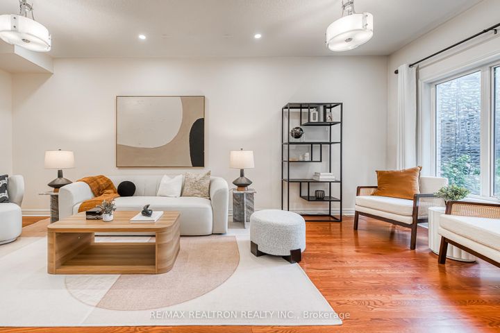 Photo 9 at 693 16th Avenue, Langstaff, Richmond Hill