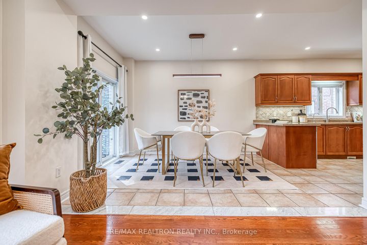 Photo 14 at 693 16th Avenue, Langstaff, Richmond Hill