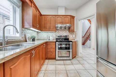 Photo 18 at 693 16th Avenue, Langstaff, Richmond Hill