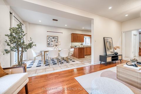 Photo 23 at 693 16th Avenue, Langstaff, Richmond Hill