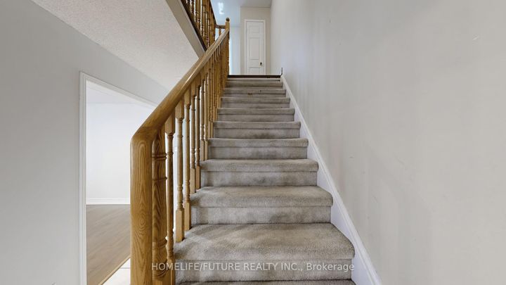 Photo 20 at 5 Holloway Road, Cedarwood, Markham