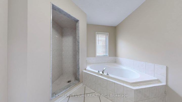 Photo 26 at 5 Holloway Road, Cedarwood, Markham