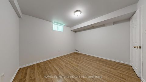 Photo 40 at 5 Holloway Road, Cedarwood, Markham
