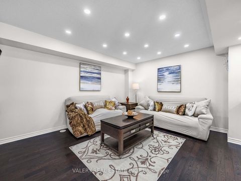 Photo 5 at 89 Mendelssohn Street, Birchmount, Toronto