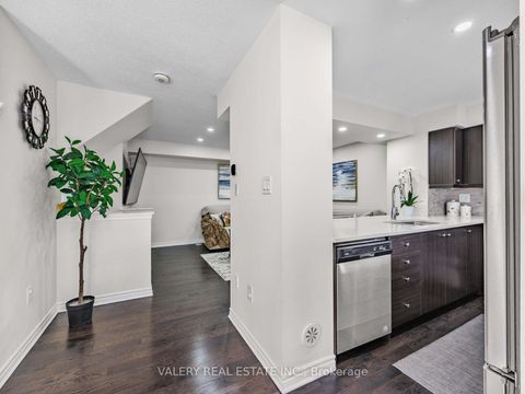 Photo 10 at 89 Mendelssohn Street, Birchmount, Toronto