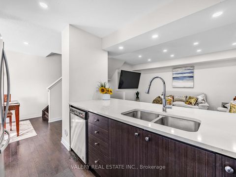 Photo 11 at 89 Mendelssohn Street, Birchmount, Toronto
