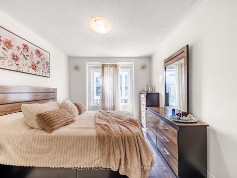 Photo 17 at 89 Mendelssohn Street, Birchmount, Toronto