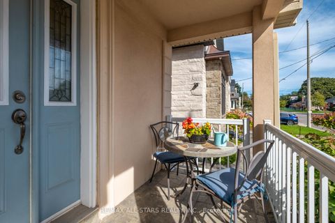Photo 3 at 32 Barker Avenue, East York, Toronto