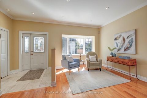 Photo 4 at 32 Barker Avenue, East York, Toronto