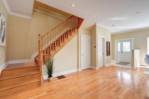 Photo 8 at 32 Barker Avenue, East York, Toronto