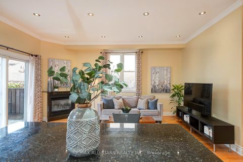 Photo 16 at 32 Barker Avenue, East York, Toronto
