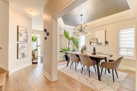 Photo 5 at 18 Northglen Boulevard, Bowmanville, Clarington