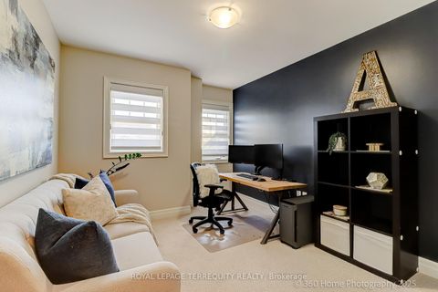 Photo 21 at 18 Northglen Boulevard, Bowmanville, Clarington