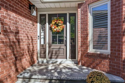 Photo 2 at 119 Triller Place, BR Bronte, Oakville