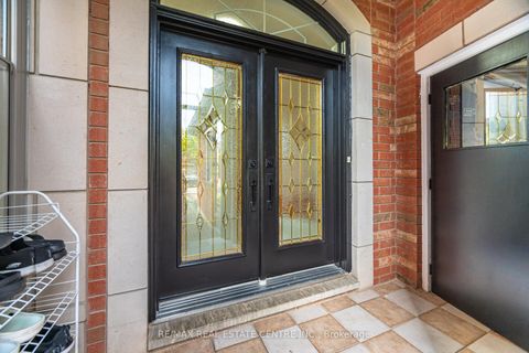 Photo 2 at 24 Futura Avenue, Rouge Woods, Richmond Hill