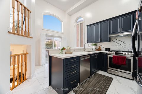 Photo 8 at 24 Futura Avenue, Rouge Woods, Richmond Hill