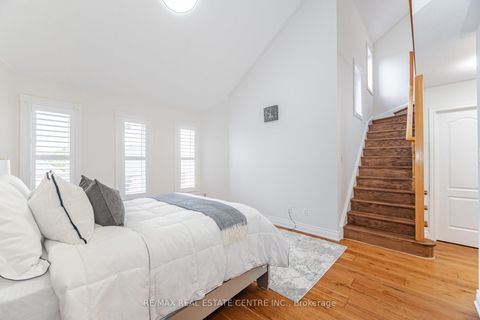 Photo 18 at 24 Futura Avenue, Rouge Woods, Richmond Hill