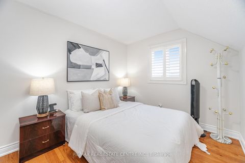 Photo 31 at 24 Futura Avenue, Rouge Woods, Richmond Hill