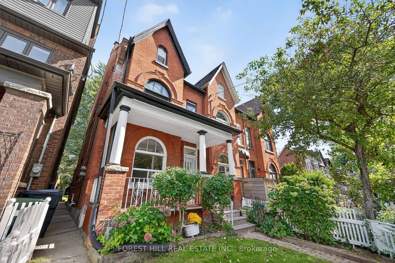 487 Clendenan Avenue, Junction Area, Toronto 2