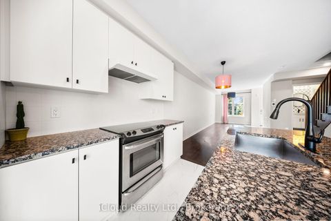 Photo 11 at 5 - 636 Evans Avenue, Alderwood, Toronto