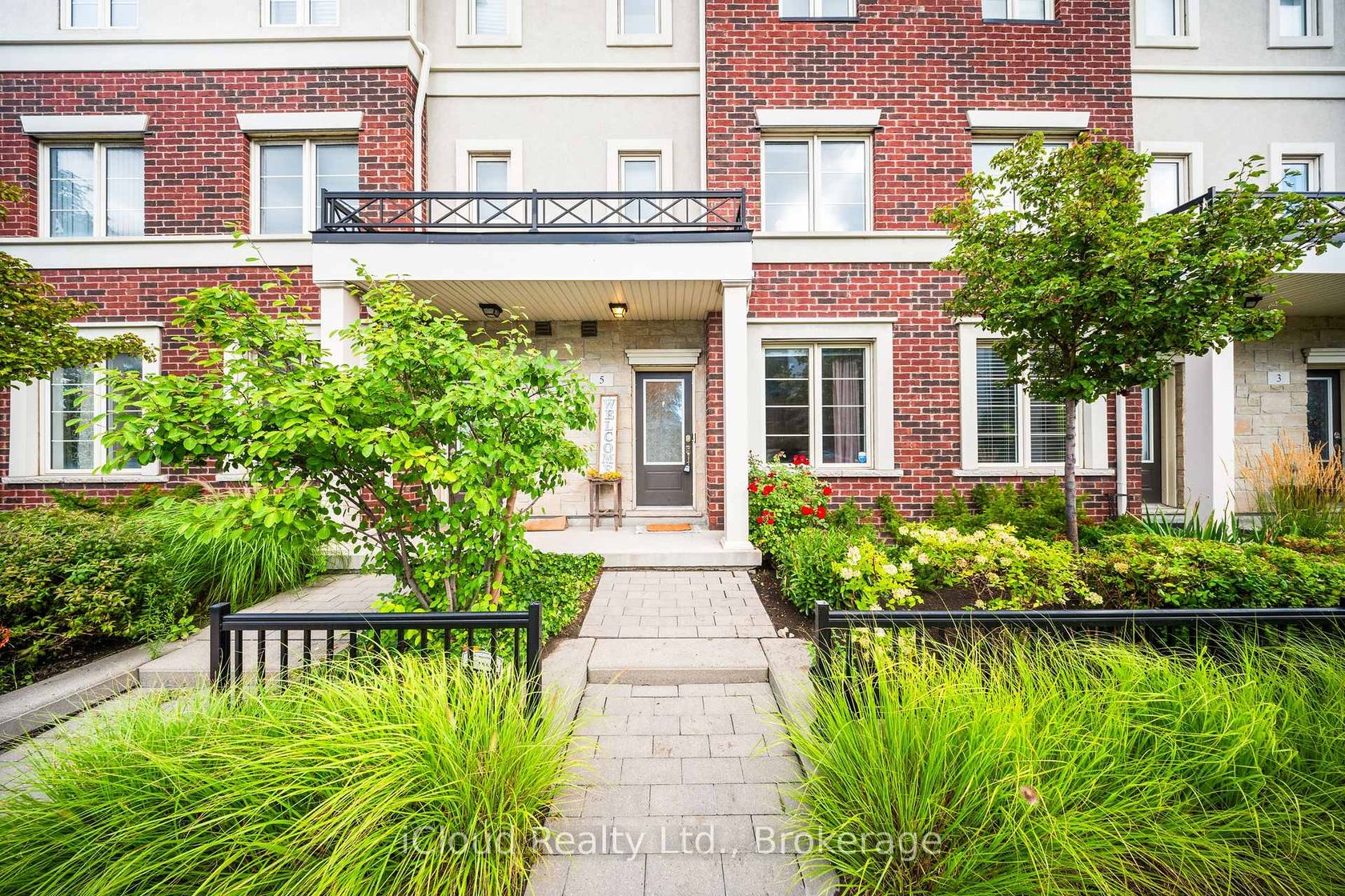 5 - 636 Evans Avenue, Alderwood, Toronto 