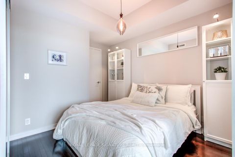 Photo 2 at 1507 - 14 York Street, Waterfront Communities C1, Toronto