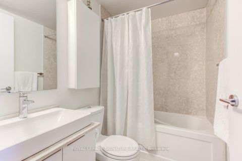 Photo 4 at 1507 - 14 York Street, Waterfront Communities C1, Toronto