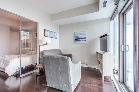Photo 7 at 1507 - 14 York Street, Waterfront Communities C1, Toronto