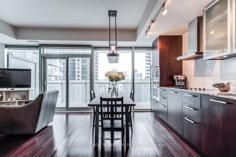 Photo 13 at 1507 - 14 York Street, Waterfront Communities C1, Toronto