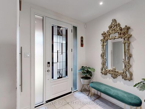 Photo 5 at 109 Rose Branch Drive, Devonsleigh, Richmond Hill
