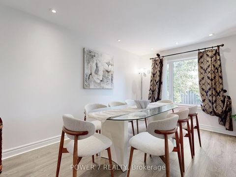 Photo 12 at 109 Rose Branch Drive, Devonsleigh, Richmond Hill