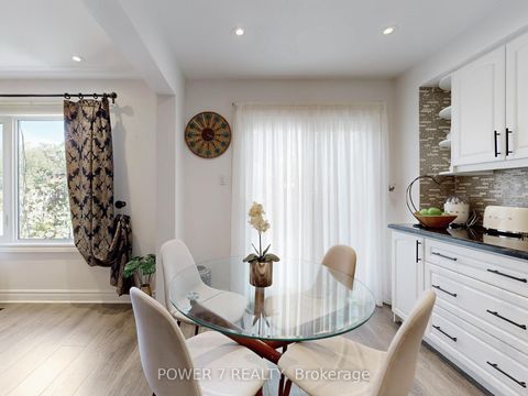 Photo 16 at 109 Rose Branch Drive, Devonsleigh, Richmond Hill