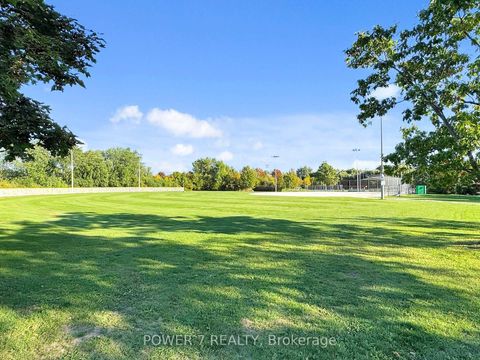 Photo 39 at 109 Rose Branch Drive, Devonsleigh, Richmond Hill