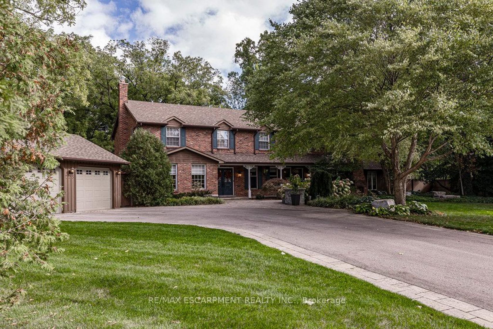 225 Shoreacres Road, Shoreacres, Burlington 